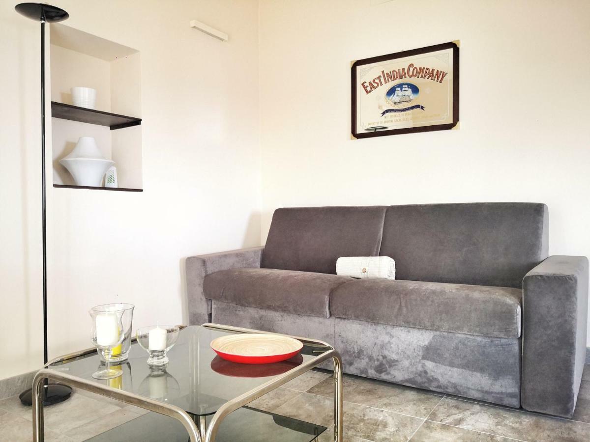 Appartamento Deluxe Con Terrazza Sul Mare Савона Екстериор снимка